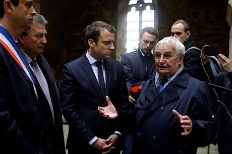 Robert Hébras, le dernier témoin, rescapé du massacre d'Oradour-sur-Glane Robert Hébras, le dernier témoin, rescapé du massacre d'Oradour-sur-Glane