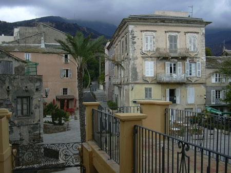 Mon village ... c'est plus chez moi !