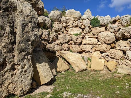 Archipel maltais —Le temple mégalithique gozitain de Ggantija et sa légende — 16 photos