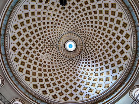 Sainte-Marie-de-l'Assomption de Mosta, une des plus grandes coupoles du monde, inspirée de celle du Panthéon