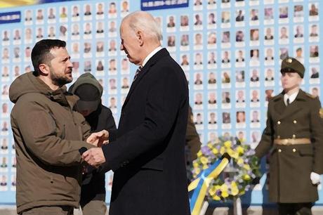 Ukraine, un an après : "Chaque jour de guerre est le choix de Poutine" Ukraine, un an après : "Chaque jour de guerre est le choix de Poutine"