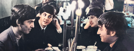 George Harrison a déclaré que “seuls les Américains” dérangeaient les Beatles dans les restaurants.