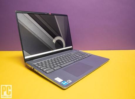 Le Chromebook Lenovo 5i (16 pouces, Intel)