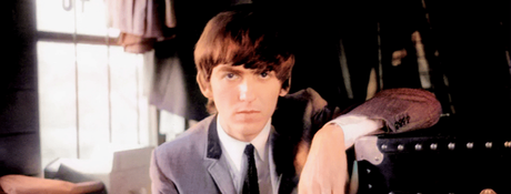 George Harrison a sauvé une soirée grâce à son endroit inhabituel pour stocker de l’argent. George Harrison a sauvé une soirée grâce à son endroit inhabituel pour stocker de l'argent.