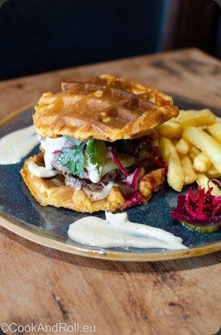 Burger gaufre de patate douce