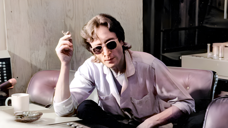 Bob Dylan a déclaré que John Lennon était “complètement incontrôlable” et qu’il ne voulait pas que ce soit son cas.