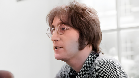 Pourquoi John Lennon a déclaré que le documentaire “Let it Be” le rendait “malade”. Pourquoi John Lennon a déclaré que le documentaire “Let it Be” le rendait “malade”.