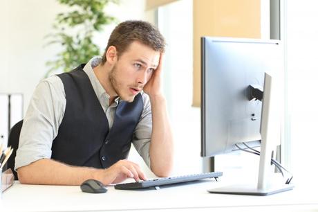 Ne M'aimez Pas Comme Ça, svp