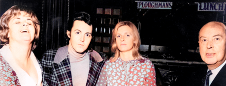 Pourquoi le père de Paul McCartney a refusé de lui apprendre le piano Pourquoi le père de Paul McCartney a refusé de lui apprendre le piano