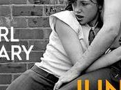 portrait sensible d’amis luttant contre marée dans Dublin années 1980