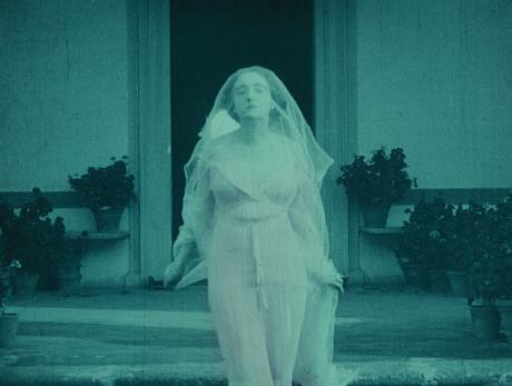 [CRITIQUE] : Italia, le feu, la cendre