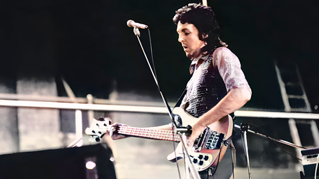 Paul McCartney qualifie “Let Me Roll It” de chanson d’amour “longue et interminable”.