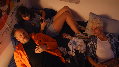 Besoin d’Amour (Saison 1, épisodes 1 et 2) : acteur porno sur le déclin amoureux