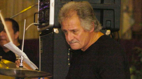 Pete Best a dit que les gens étaient “horribles” avec lui quand les Beatles l’ont renvoyé Pete Best a dit que les gens étaient “horribles” avec lui quand les Beatles l’ont renvoyé