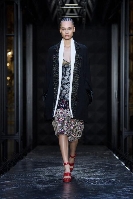 LOUIS VUITTON COLLECTION DÉFILÉ FEMME AUTOMNE-HIVER 2023