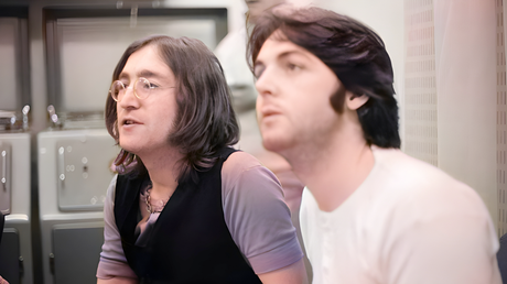 Paul McCartney et John Lennon, amis opposés