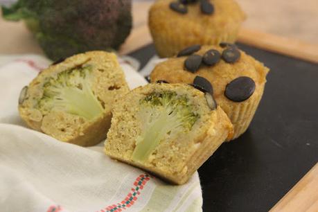 Muffins surprise au brocoli, curry et coco vegan