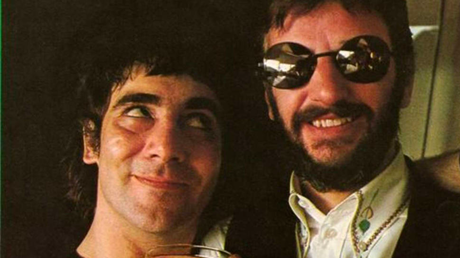 31 mars 1974 : Ringo Starr a été banni du Playboy Club Ringo Starr au Playboy Club