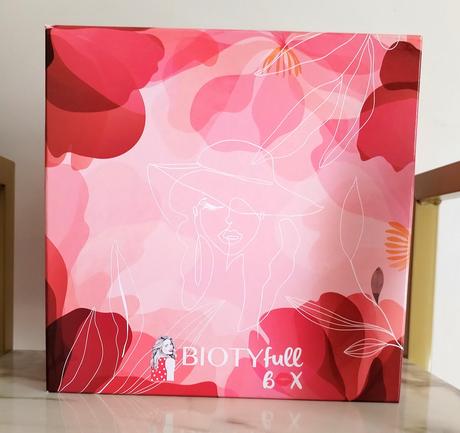 BIOTYFULL BOX DE FÉVRIER 2023 : L'élégante! 💖