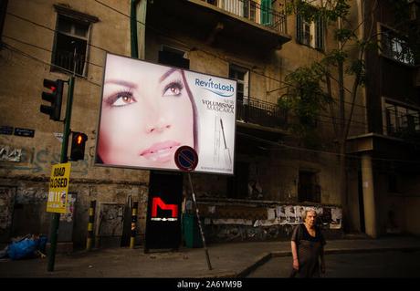 La vie dans la capitale libanaise Beyrouth, ville cosmopolite de contrastes Photo Stock - Alamy