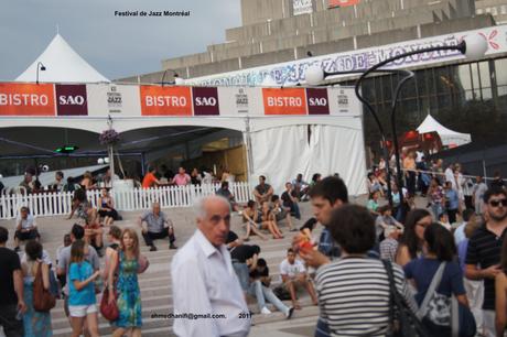 800_ DE MARSEILLE À TUKTOYAKTUK