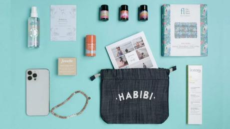 Cosmopolitan Box Far Away Cosmopolitan Box Far Away