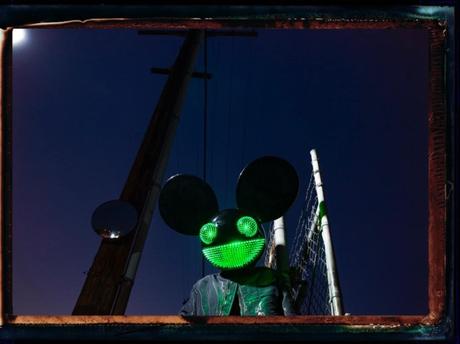 deadmau5 collabore avec le photographe portraitiste Timothy White pour publier des NFT en édition limitée deadmau5 collabore avec le photographe portraitiste Timothy White pour publier des NFT en édition limitée
