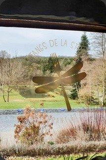 Soupe à l'ail des ours et truite fumée des Ardennes