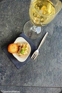 Soupe à l'ail des ours et truite fumée des Ardennes