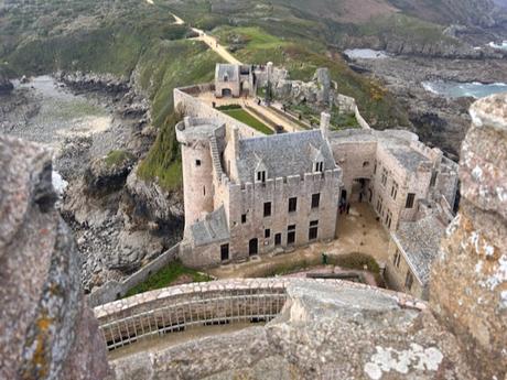 EC46B6F1-C2B5-42BB-B2C3-ACA4965D9394