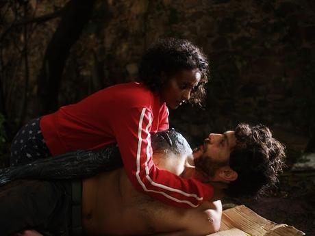 [CRITIQUE] : Dirty difficult dangerous