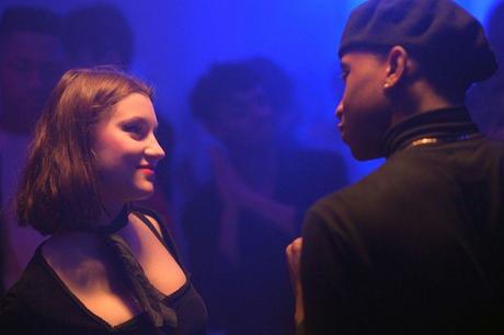 Stella est amoureuse (2022) de Sylvie Verheyde