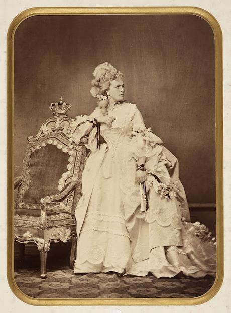Le monde des représentations privées du roi Louis II. Une exposition du Deutsches Theatermuseum de Munich.