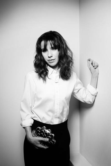 專職怪咖代言人！《水底情深》女主角Sally Hawkins