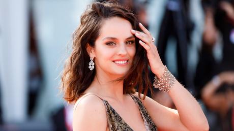 Noémie Merlant prépare son second long-métrage, The Balconettes