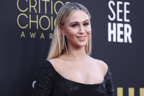 Maria Bakalova en vedette de l'actionner Bullseye ?