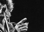 chansons Beatles Dylan qualifiées “copies”.