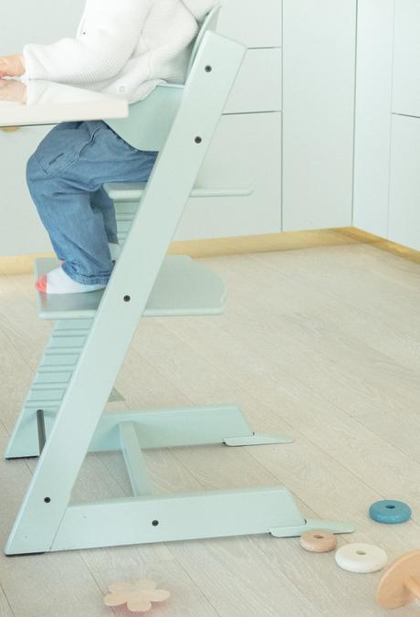 chaise bébé pour table haute jeu en famille