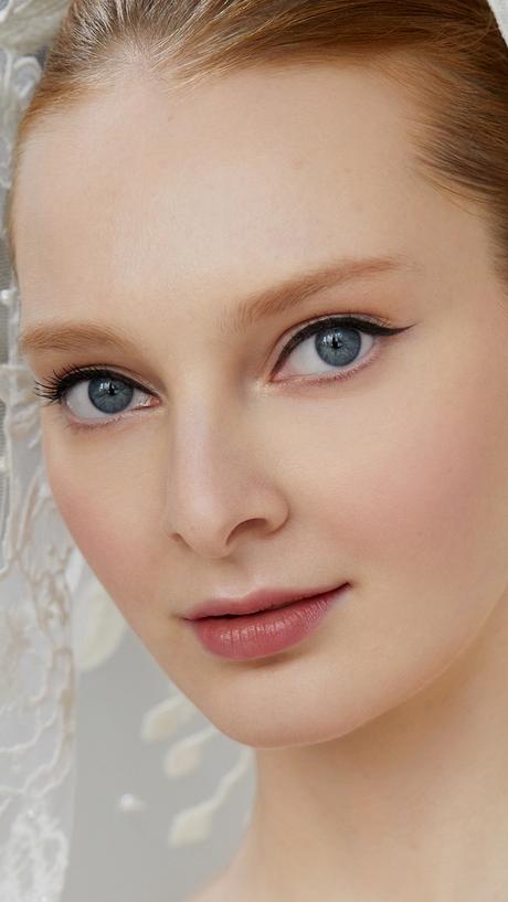 BOBBI BROWN : LA MARQUE EXPERTE POUR LE MAQUILLAGE DES MARIÉES BOBBI BROWN : LA MARQUE EXPERTE POUR LE MAQUILLAGE DES MARIÉES