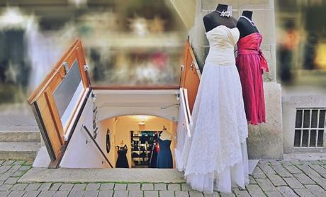 L'amour en seconde main : une histoire de vêtements et de robes de mariée