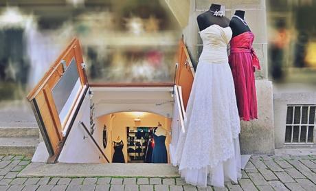 L'amour en seconde main : une histoire de vêtements et de robes de mariée L'amour en seconde main : une histoire de vêtements et de robes de mariée