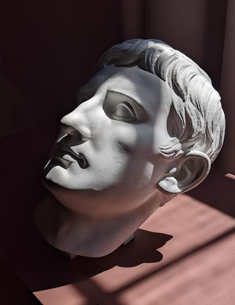 München — Museum für Abgüsse Klassischer Bildwerke — Musée des moulages de l'art classique — 40 Bilder / 40 photos München — Museum für Abgüsse Klassischer Bildwerke — Musée des moulages de l'art classique — 40 Bilder / 40 photos