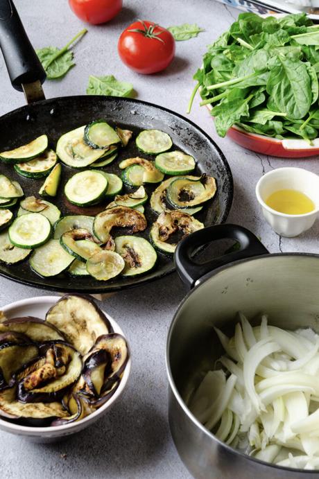 poêlé légume courgette oignon aubergine