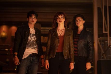 Critiques Séries : Gotham Knights. Saison 1. Episodes 10 et 11.