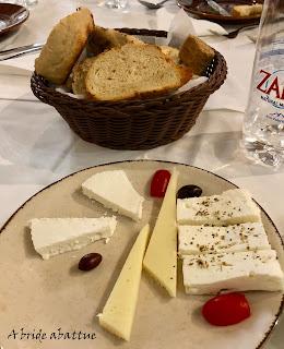 Dîner dans une taverne crétoise