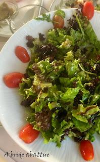 Dîner dans une taverne crétoise Dîner dans une taverne crétoise