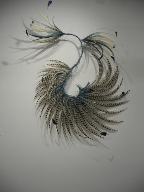 L'art de la plumasserie au Salon Révélations DSCN0898