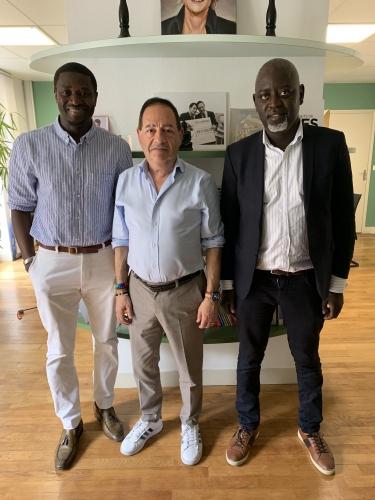 Échange très intéressant avec Art express ! IMG_5093.jpeg