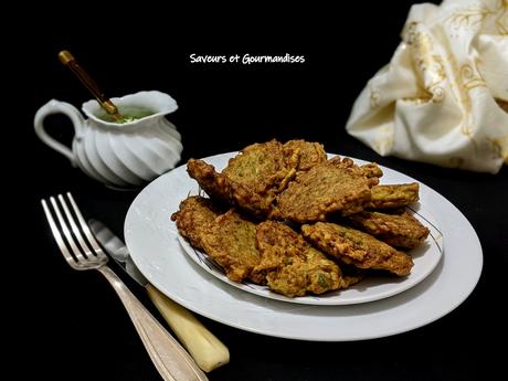 Beignets de chou-fleur au cumin et sauce yaourt au citron vert.