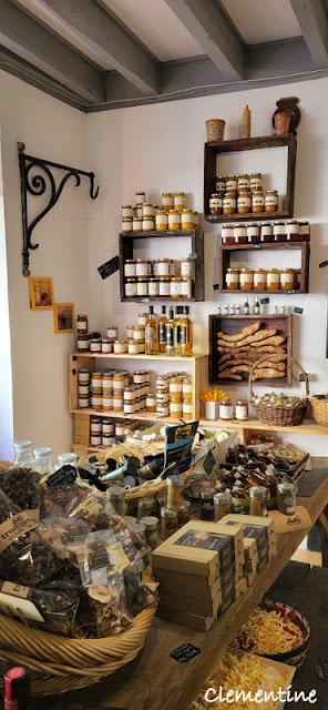 Montolieu Village des livres et des Arts (Aude) Montolieu Village des livres et des Arts (Aude)